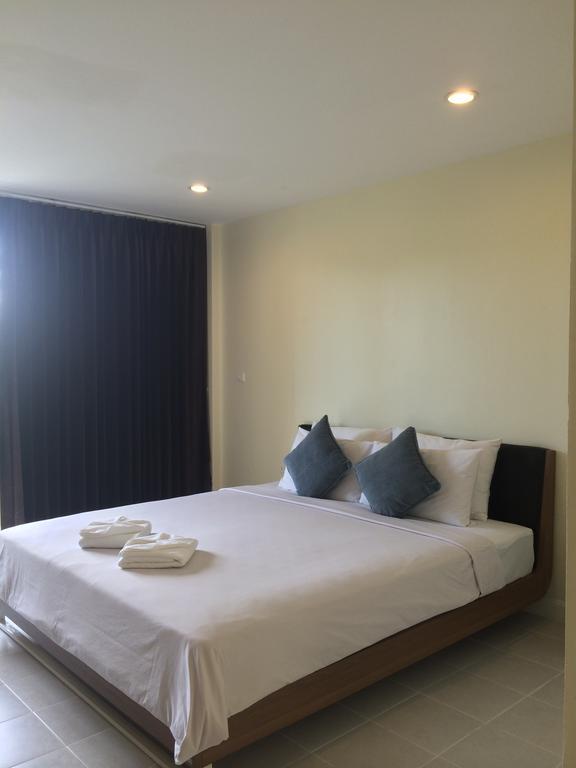 Glitter House Apartamento Phuket Exterior foto
