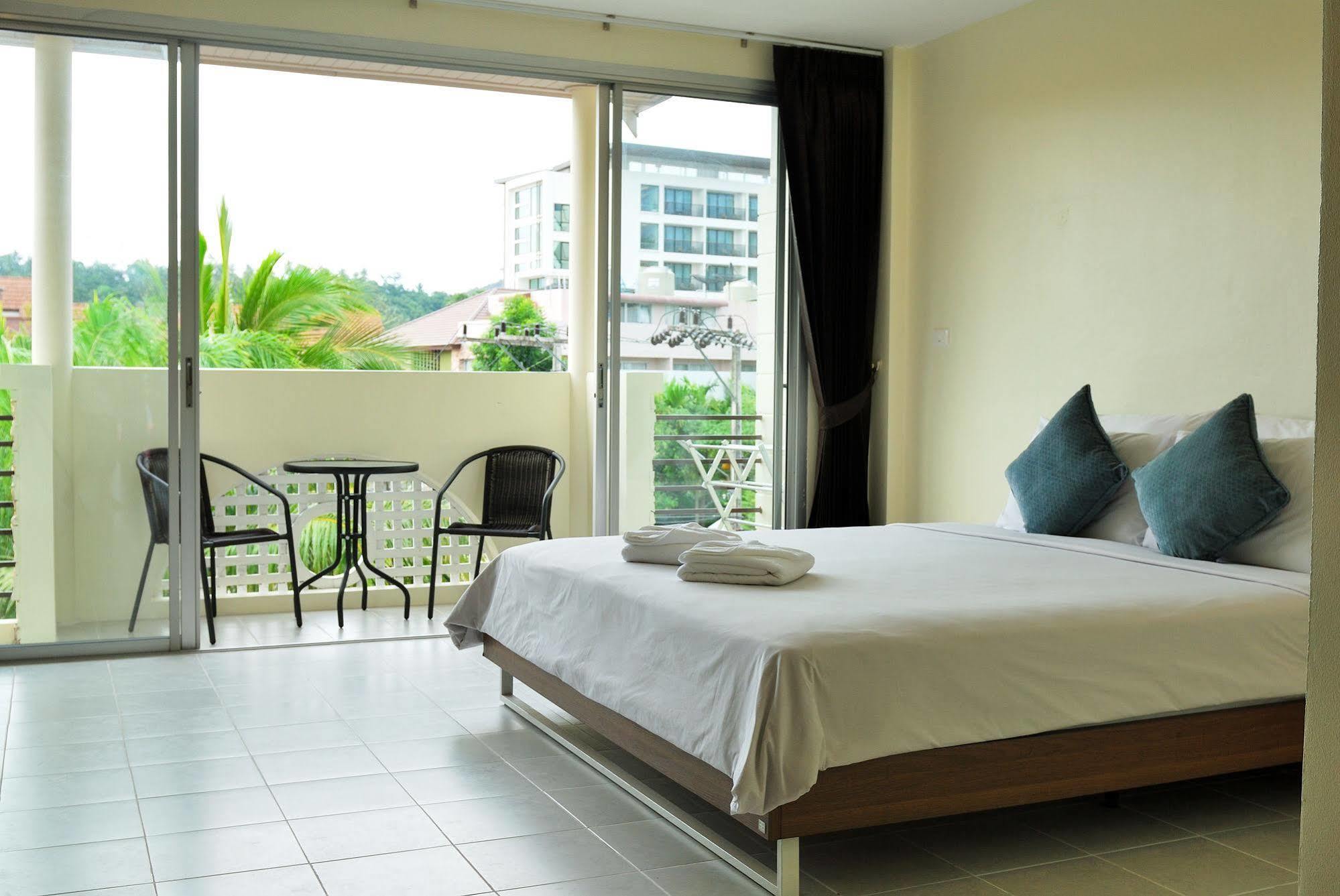 Glitter House Apartamento Phuket Exterior foto